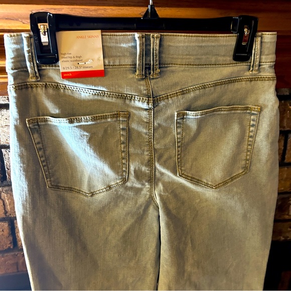 Knox Rose Jeans NWT’s - Size 8 - Picture 5 of 15